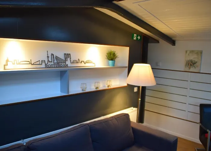 Aparthotel Boathotel Anna