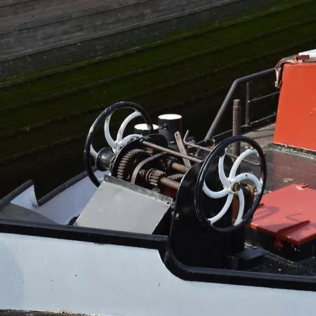 Boathotel Anna מלון דירות רוטרדם